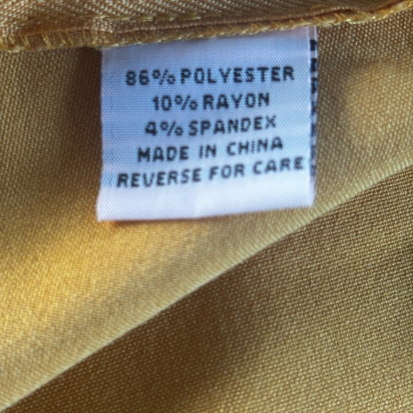 Star Style and Yellow Palazzo Pants - Picture 3 of 7